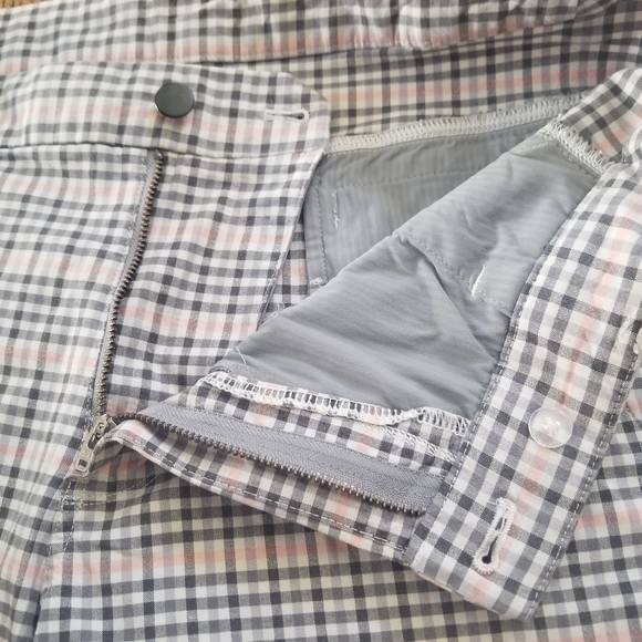 Lululemon Shorts - Picture 2 of 5